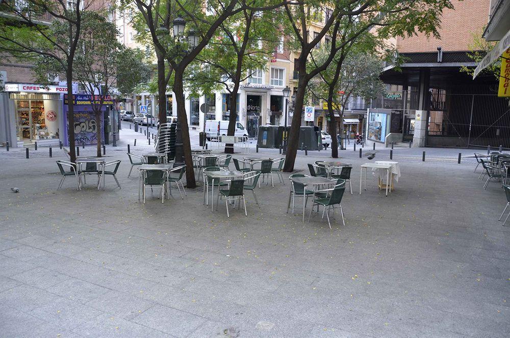 Euromadrid Hostel Kültér fotó