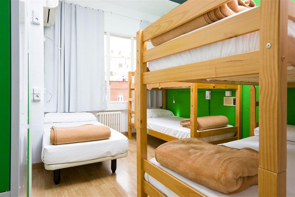 Euromadrid Hostel Kültér fotó