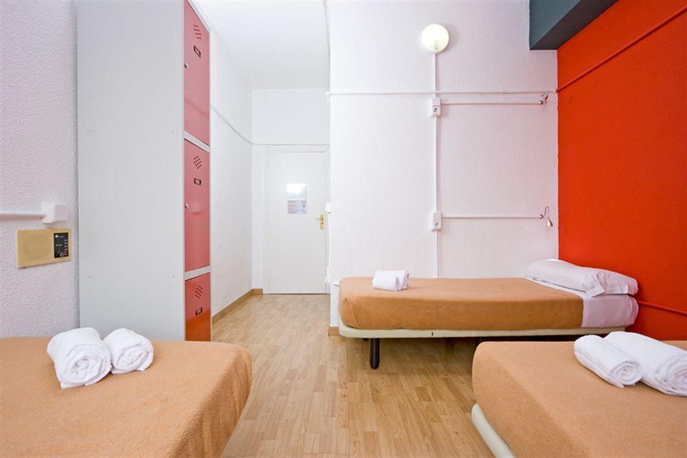 Euromadrid Hostel Kültér fotó