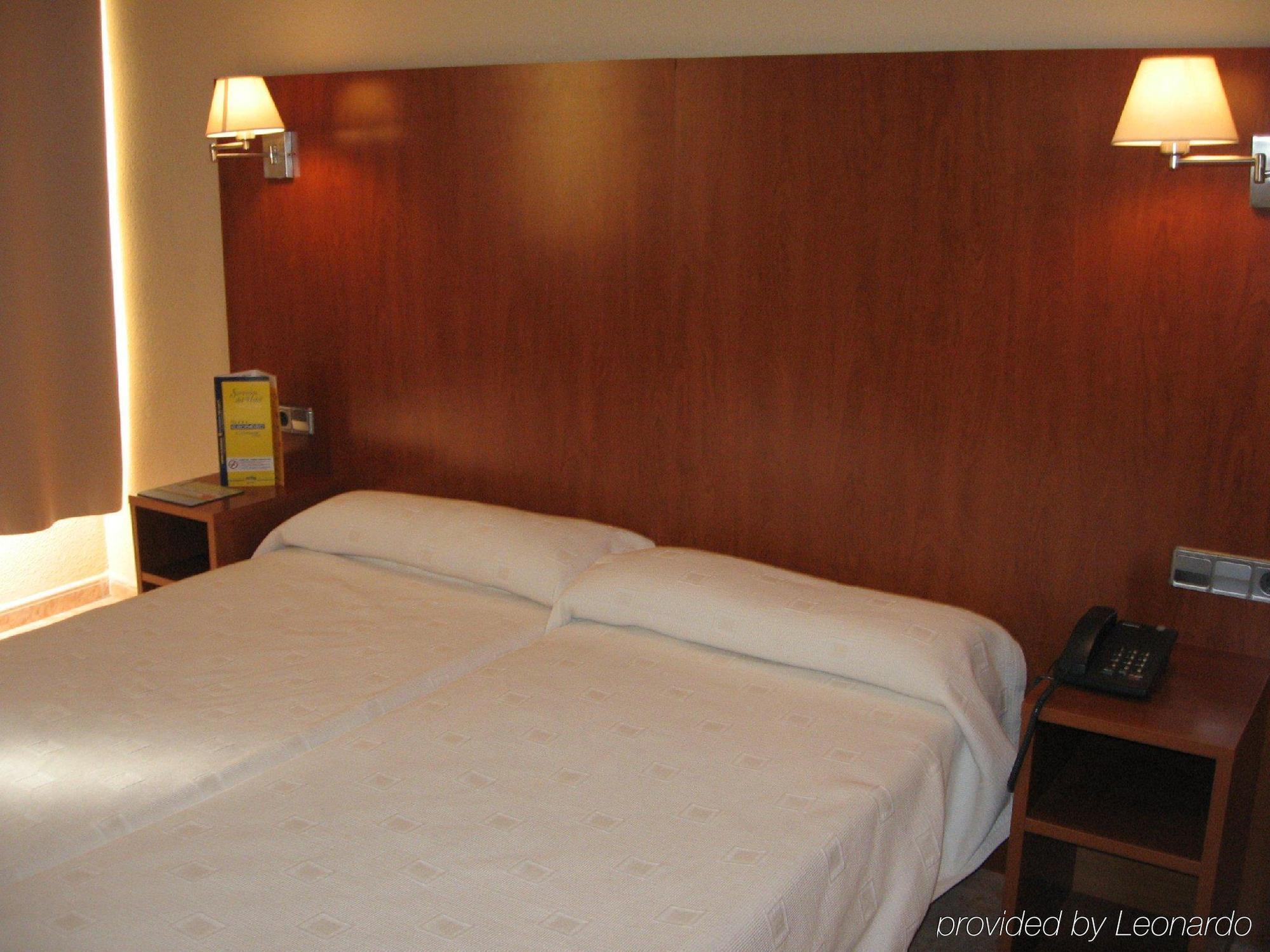 Euromadrid Hostel Kültér fotó
