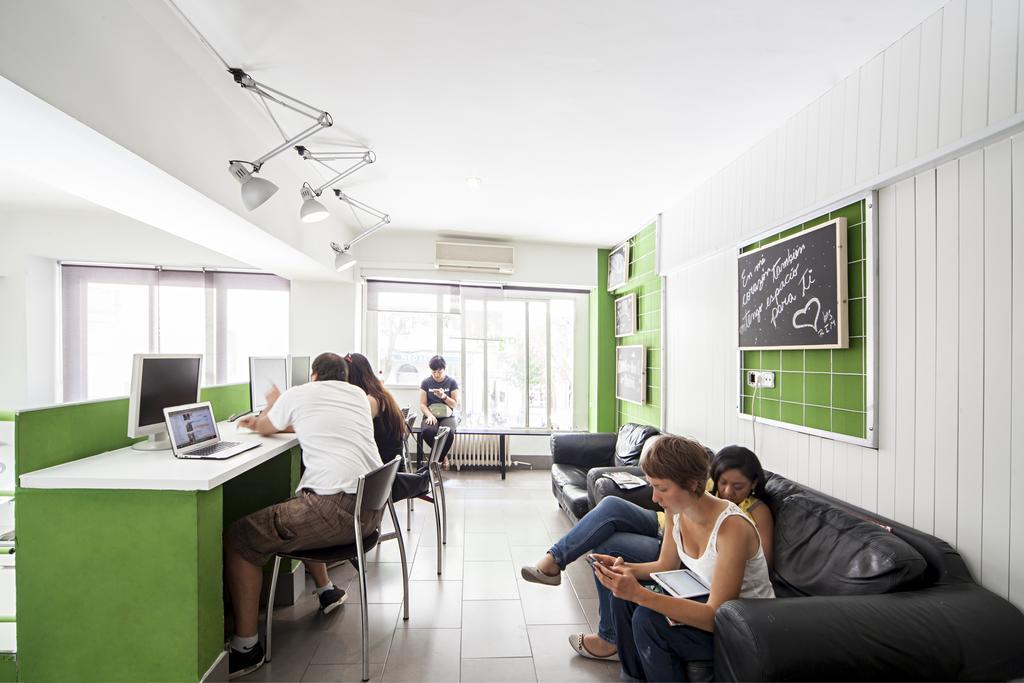 Euromadrid Hostel Kültér fotó