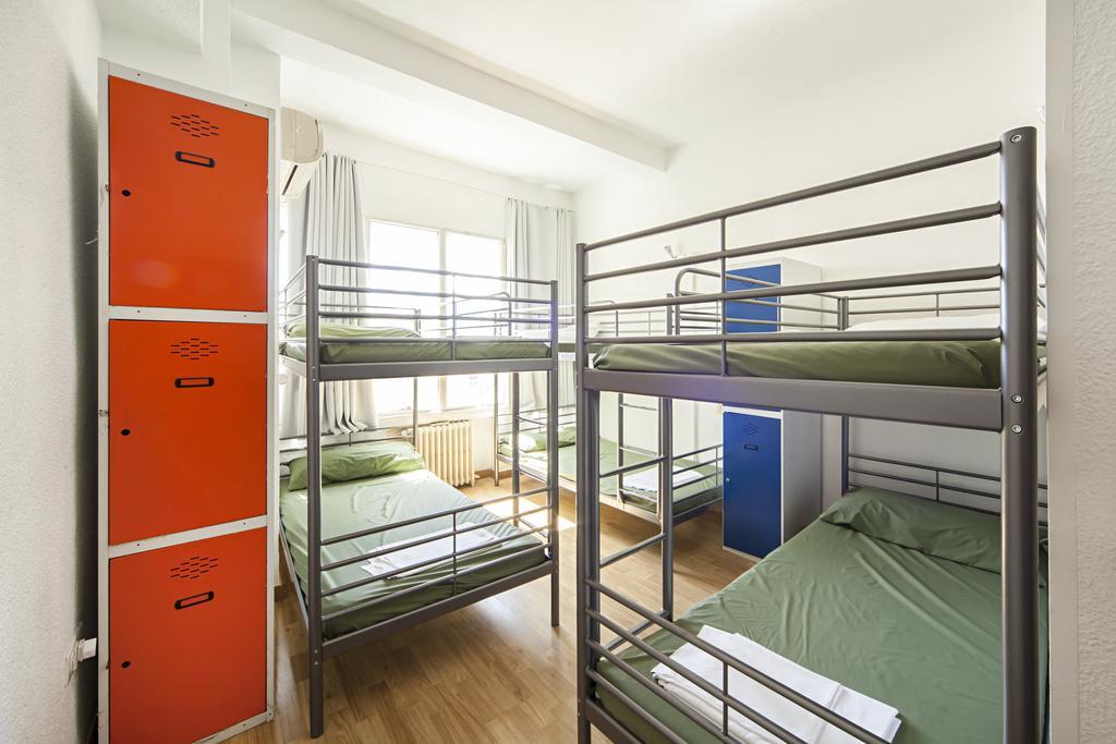 Euromadrid Hostel Kültér fotó