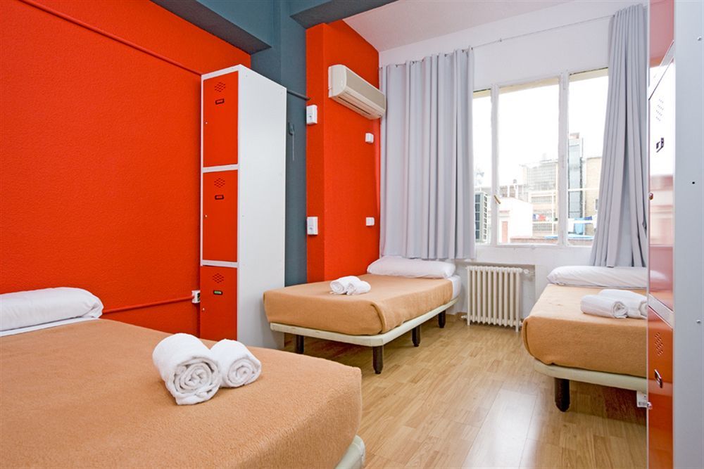 Euromadrid Hostel Kültér fotó